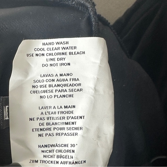 NEW Miraclesuit Rock Solid Europa One-Piece Swimsuit Black 14 - Picture 6 of 7